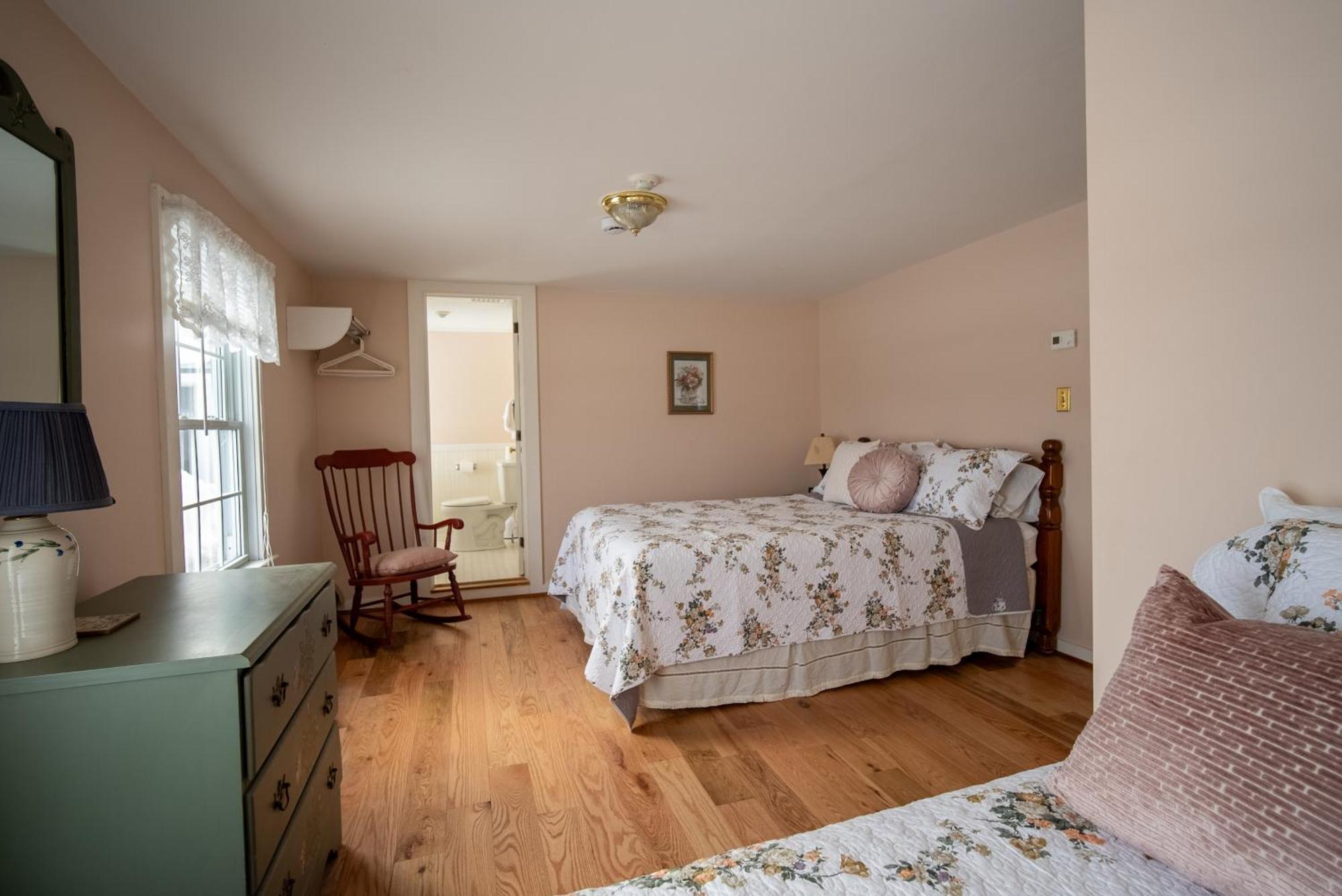East Dover Cooper Hill Inn מראה חיצוני תמונה